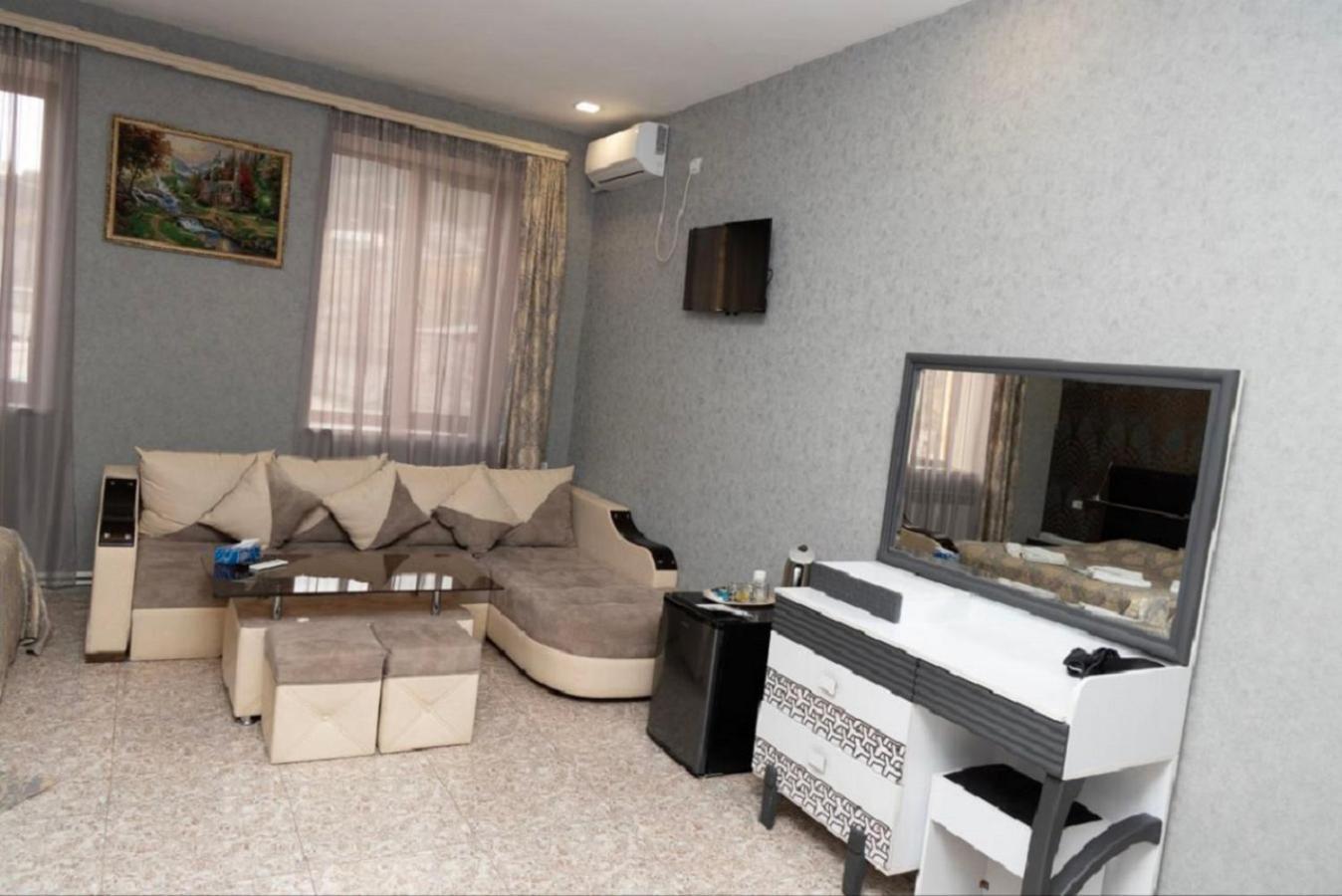 Noyemburg Hotel Noyemberyan Dış mekan fotoğraf