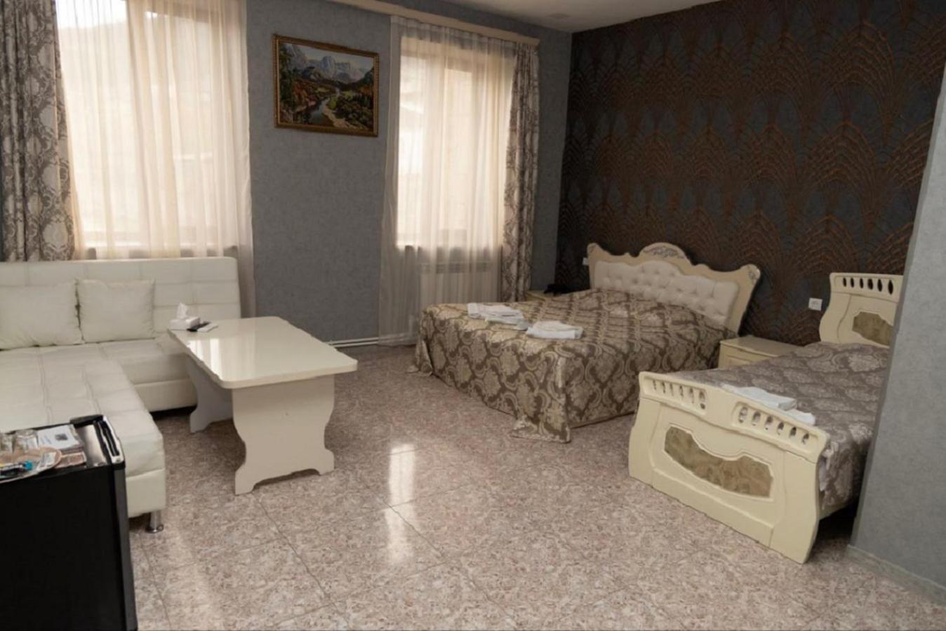 Noyemburg Hotel Noyemberyan Dış mekan fotoğraf